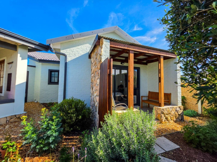 2 Bedroom Property for Sale in Stilbaai Western Cape